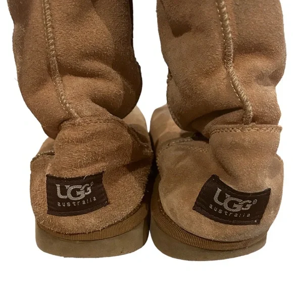 UGG Classic Tall Tan Wool Lined Sheepskin Boots Women’s size 9 Well Loved - Picture 4 of 6
